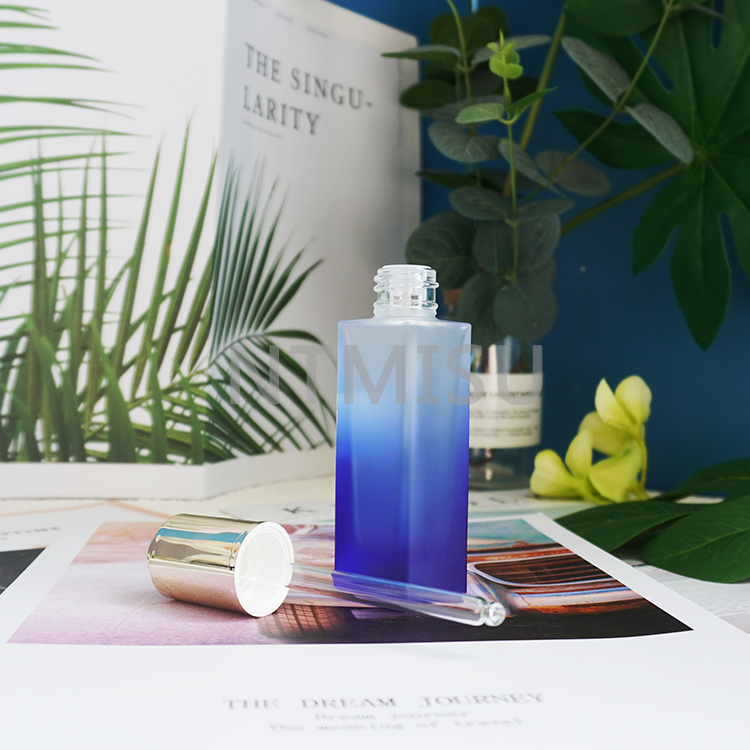 1oz 30ml Excellent Transparent Gradient Blue Glass Bottle with oil dropper for essential oil