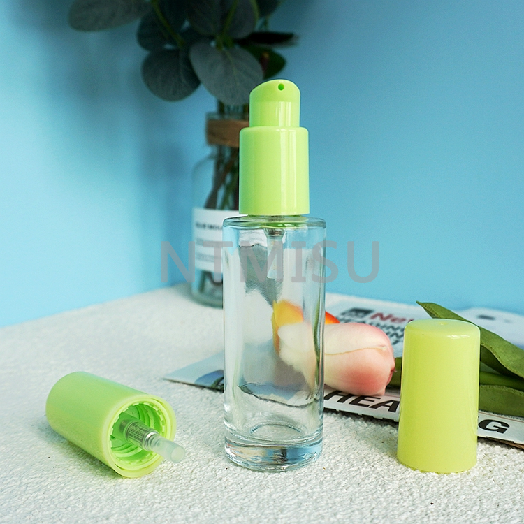 18 410 Plastic Green Cosmetic Treatment Pump Cream Pump for Bottles