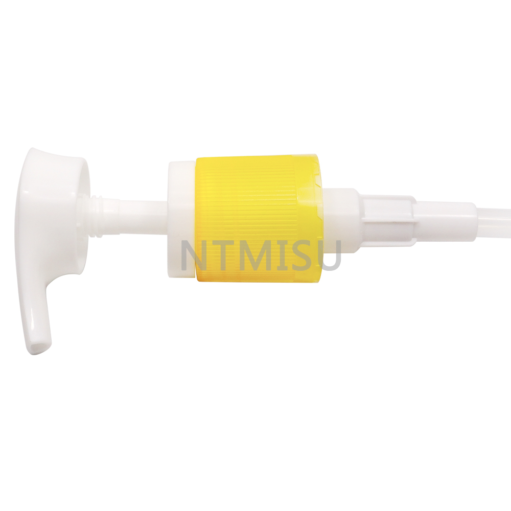 32 415 Yellow Ribbed Plastic Lotion Pump for Cosmetic Bottle