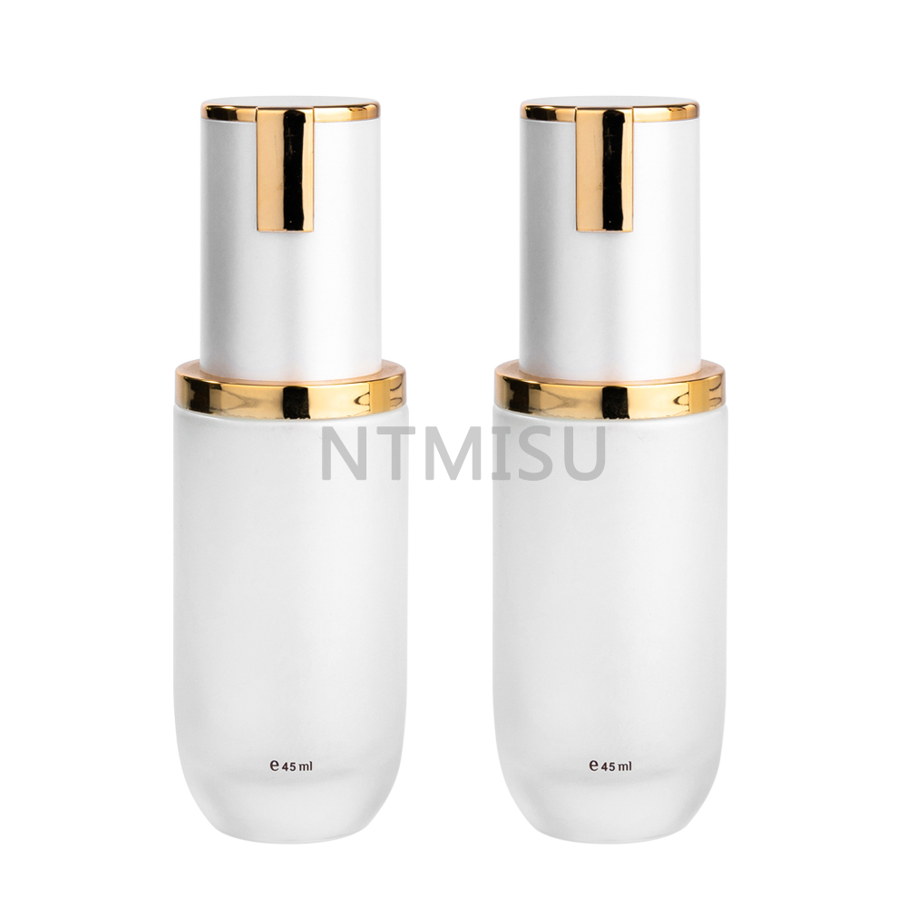 Luxury UV Plating Golden 45ml Flat Shoulder Shaped Glass Lotion Bottle with pump dispenser