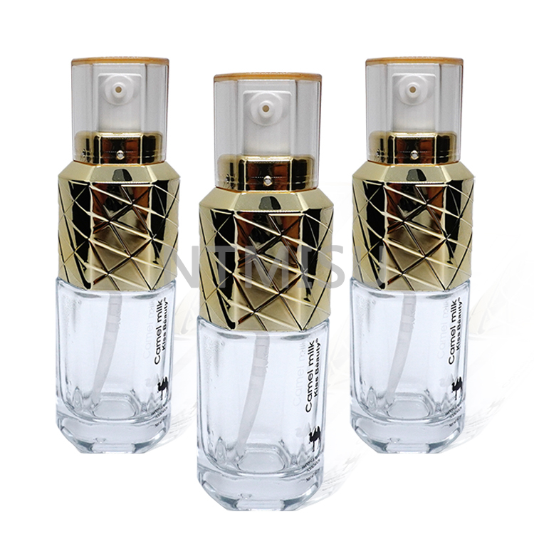 Cosmetic Packaging Luxury 40ml Shiny Gold Lotion Foundation Bottle with Cream Pump