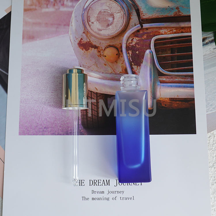 1oz 30ml Excellent Transparent Gradient Blue Glass Bottle with oil dropper for essential oil