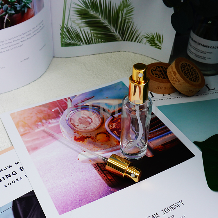 Brilliant 18 410 Alumite Shiny Golden Fine Mist Sprayer for Perfume