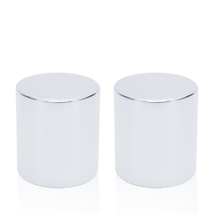 Shiny Silver Aluminium Plastic Screw Cap