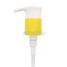 32 415 Yellow Ribbed Plastic Lotion Pump for Cosmetic Bottle