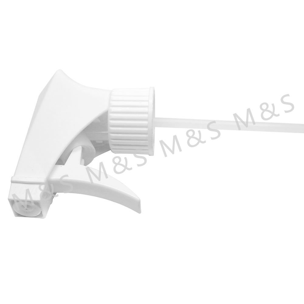 28 410 White Ribbed Plastic Square Trigger Sprayer