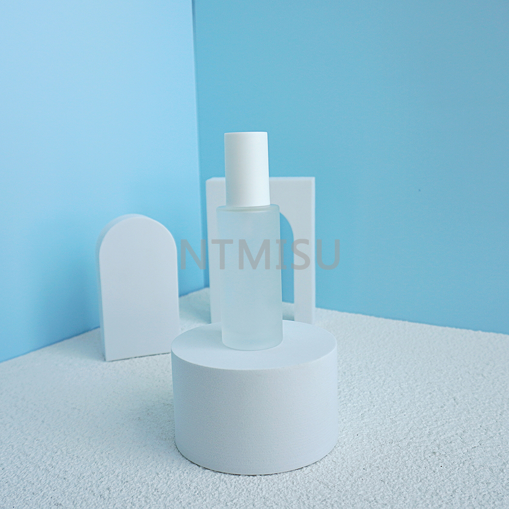 High Quality 20 410 White Frosted Mist Sprayer Pump with Full Cap