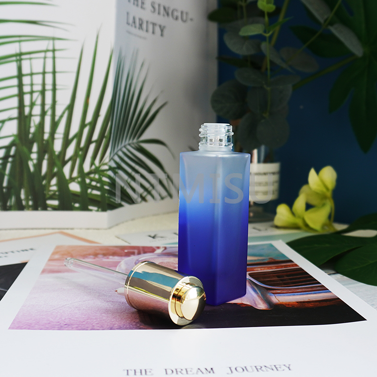 1oz 30ml Excellent Transparent Gradient Blue Glass Bottle with oil dropper for essential oil