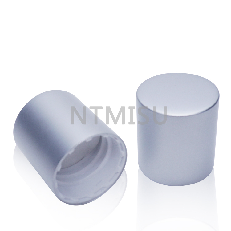 22 410 415 Decorative screw caps silver