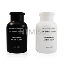 Black And White Belly Aromatherapy Bottle Custom Color Glass Bottle Fragrance Ornaments