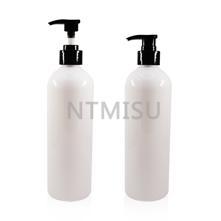 28 410 Classic Style Curved Nozzle Shiny Black Lotion Pump For Liquid Dispensing