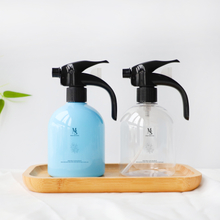 500ml Short Stout Round Shoulder PET Bottle With Black 28/410 Buckle Trigger Sprayer