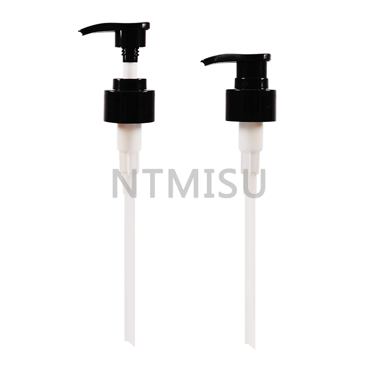 28 410 Classic Style Curved Nozzle Shiny Black Lotion Pump For Liquid Dispensing