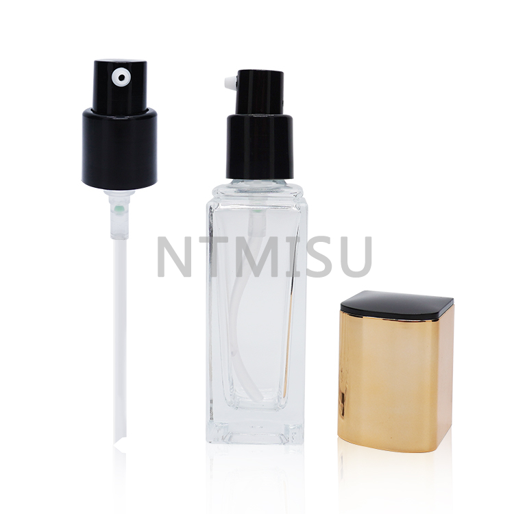 18 410 Cream Pump Dispenser with Shiny Square Cover