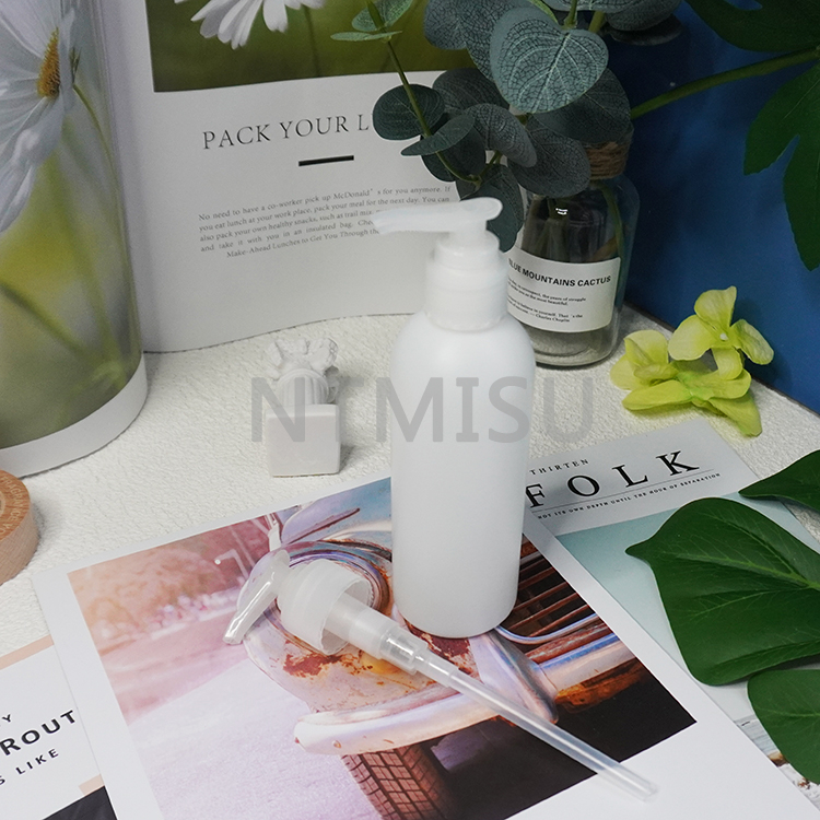 Colorless Transparent Liquid Pump Dispenser White Natural Lotion Pump For Shampoo Dispensing