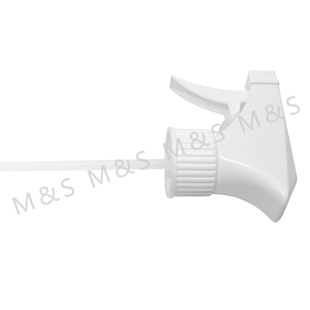 28 410 White Ribbed Plastic Square Trigger Sprayer