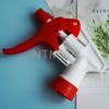 Plastic Hand D Trigger Sprayer 28mm for Garden Watering