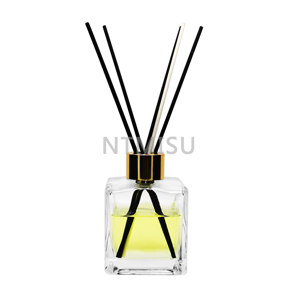 150ml Customized Square Glass Aromatherapy Bottle