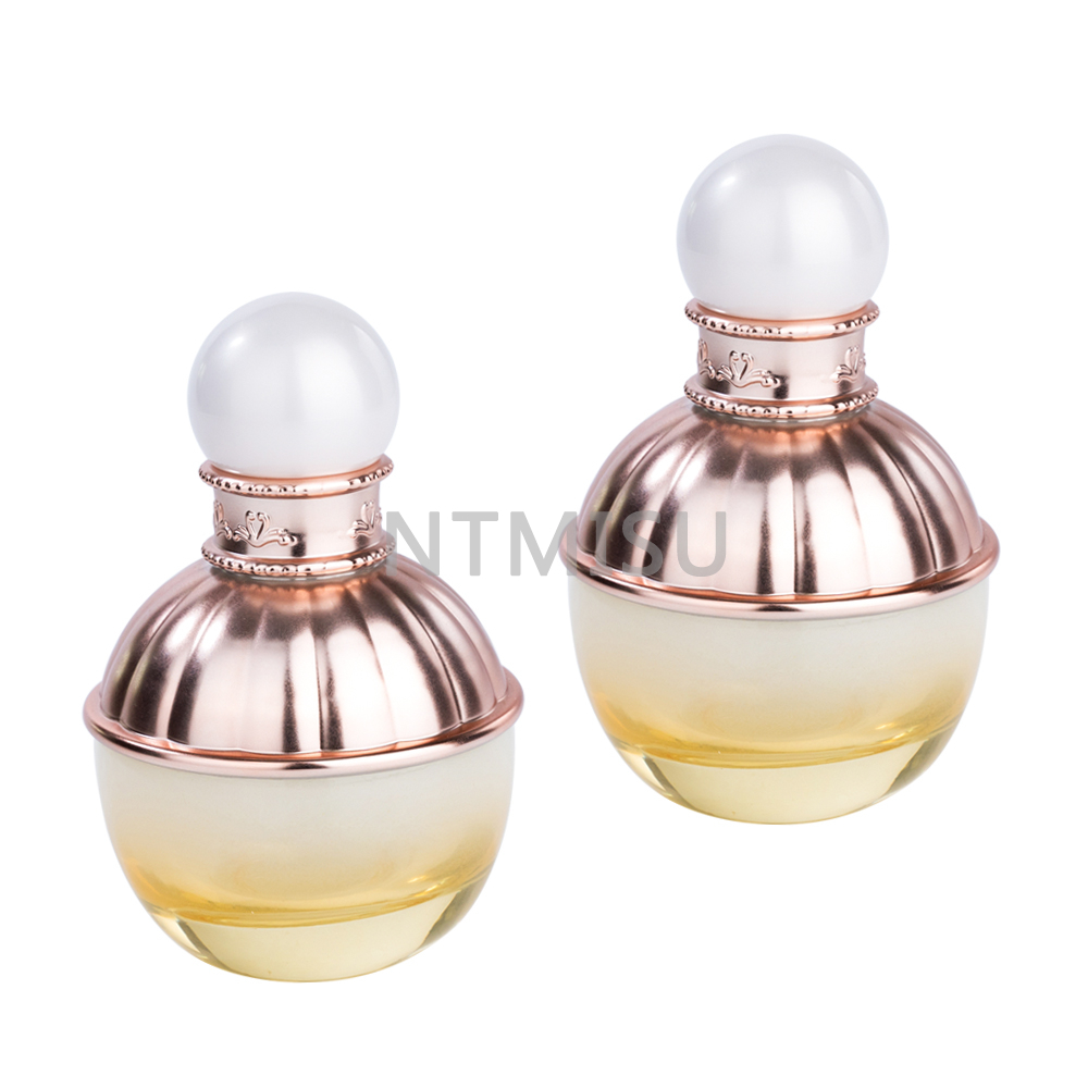 Hot Selling High quality 40ml Empty Refillable Cream Cosmetic glass jar